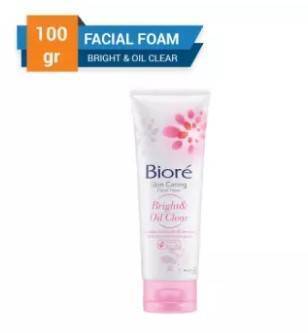 Biore Oil Cleaner Facial Foam Face Wash for Women - 100g