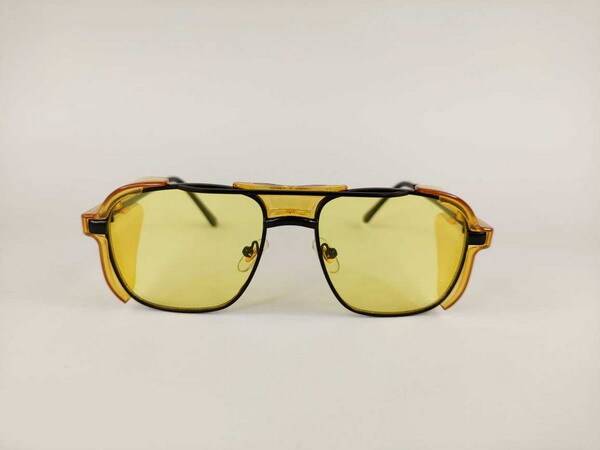 Men Fashionable Eyewear Sunglass-Yellow
