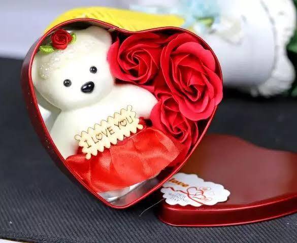 Valentine Day Love Gift -Heart Shape Gift Box (Flowers With Soft Teddy) - 11cm*11.8cm