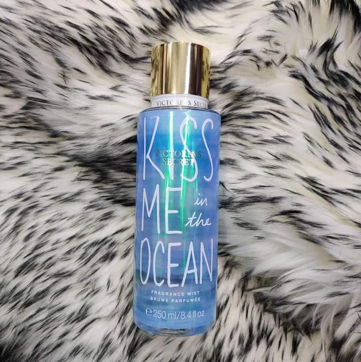 Victoria s Secret Kiss Me in the Ocean Fragrance Mist 250 ml