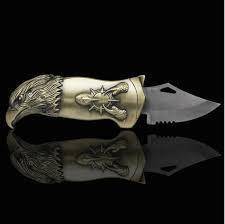 Eagle tip knife with stylish gas lighter