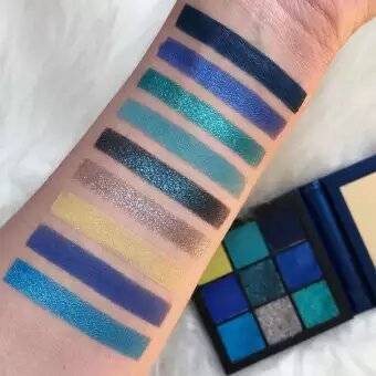 Huda Beauty Sapphire Obsessions Eyeshadow Palette, 2 image