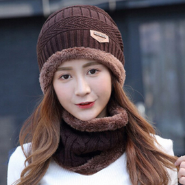 Warm Knitted Skull Cap with Scarf