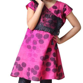 Pink Over Black  Printed Cotton Girls Tops(3-6 Years), 2 image