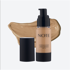 Note Mattifying Extreme Wear Foundation 01 Pump