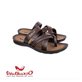 Walkaroo Mens Brown Outdoor Comfortable & Fashionable Sandals, Color: Brown, Size: 6, 3 image