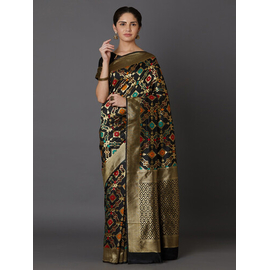 Printed Silk Saree With Blouse