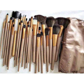 Naked3 Professional Makeup Brush Set - 32 Pcs