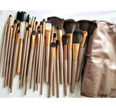 Naked3 Professional Makeup Brush Set  32 Pcs