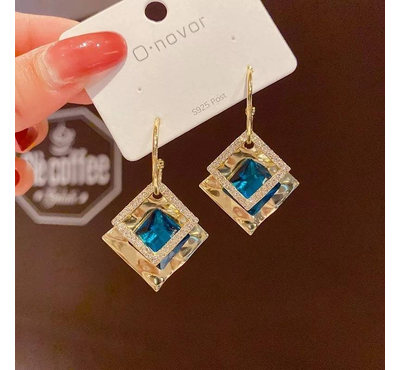 New Elegant And Exquisite Zircon Square Pearl  Stone Earrings For Woman